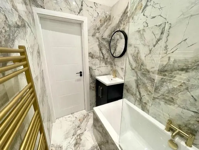 شقة Brand-New Stylish 2Br Duplex In Pontcanna Cardiff Modern & Cozy Stay